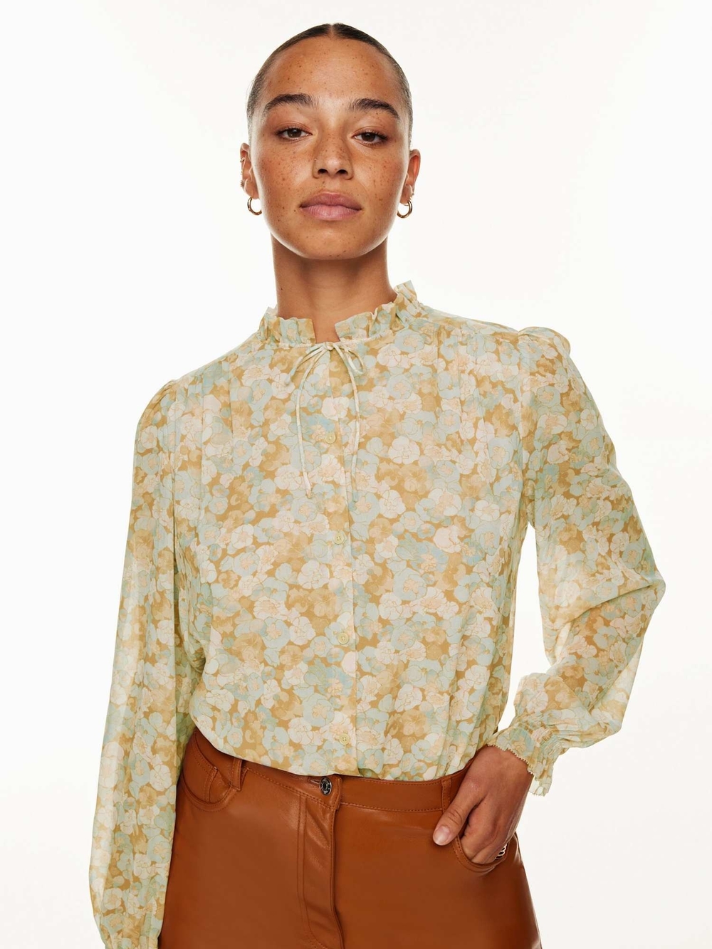 NWOT Aritzia Wilfred Alexis Chiffon Blouse - Snowmelt bl/Maplewood Size M